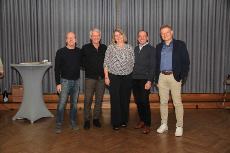 VB_Weihnachtsfeier_Dez_2025_Gründungsmitglieder_1