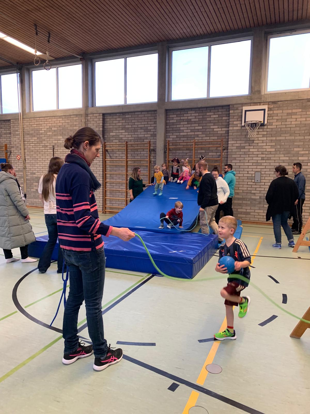 Kinderturnen_2_1