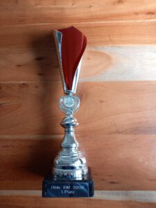 Pokal für den 1. Platz Oberbayerische Meisterschaft